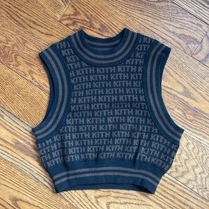 Kith Women's Black and Gray Patterned Crop Top